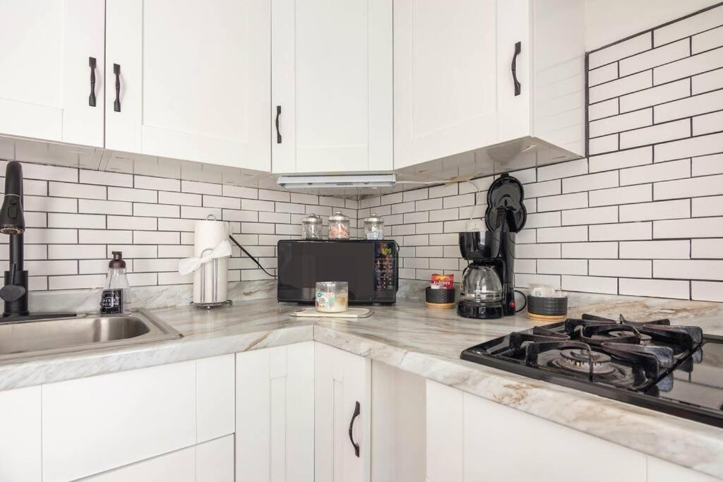 Sleeps 3, Cozy, Boho Style, In The Heart Of Miami -Free Parking Apartment Exterior photo